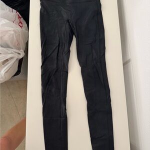 Women's Black Jeans